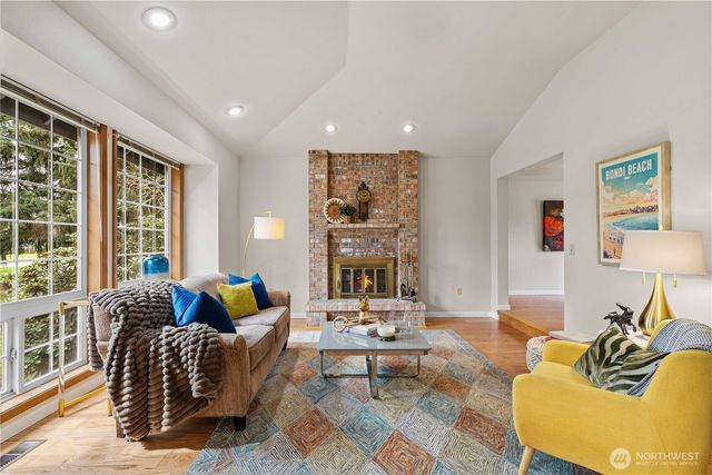 5711 264th Street E, Graham, WA 98338