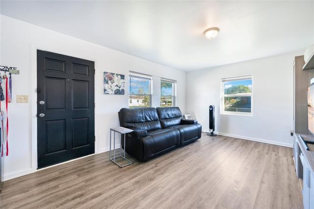 120 PETTEWAY DRIVE, Lakeland, FL 33805