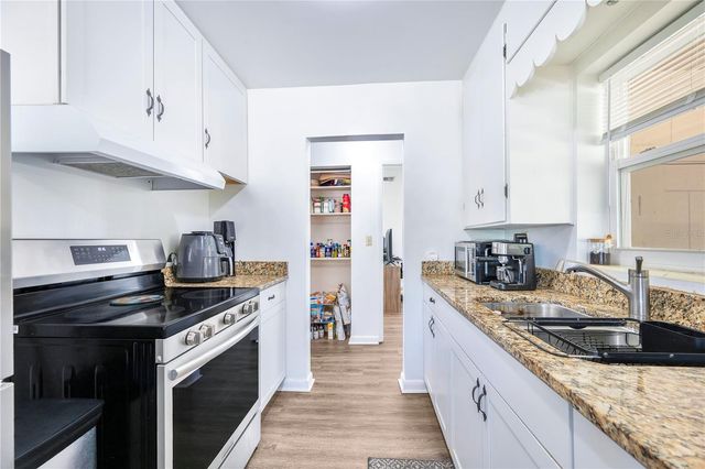 120 PETTEWAY DRIVE, Lakeland, FL 33805