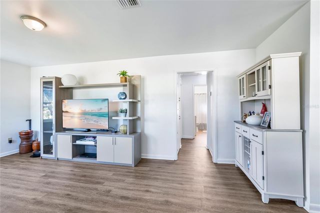 120 PETTEWAY DRIVE, Lakeland, FL 33805