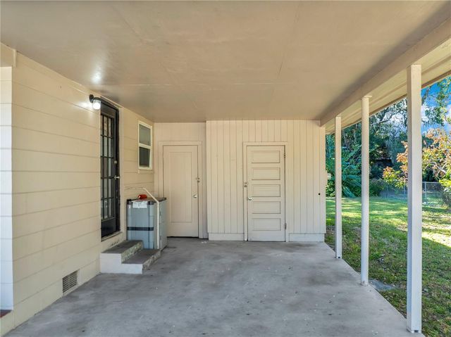 120 PETTEWAY DRIVE, Lakeland, FL 33805