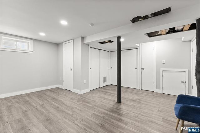 132 Cresthill Avenue, Clifton, NJ 07012