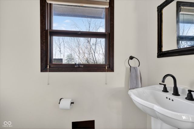 7368 E 71st Street, Indianapolis, IN 46256