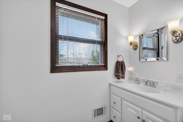 7368 E 71st Street, Indianapolis, IN 46256