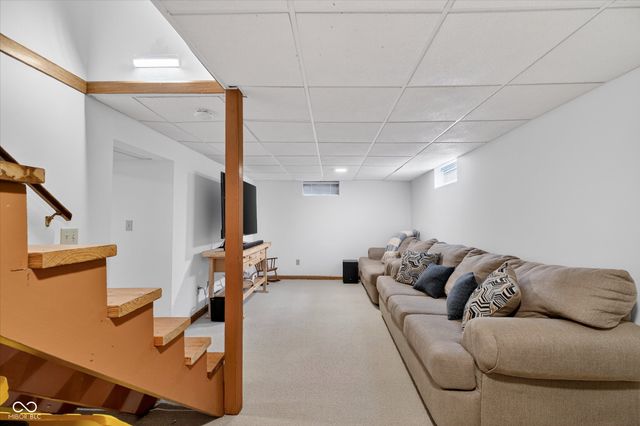 7368 E 71st Street, Indianapolis, IN 46256