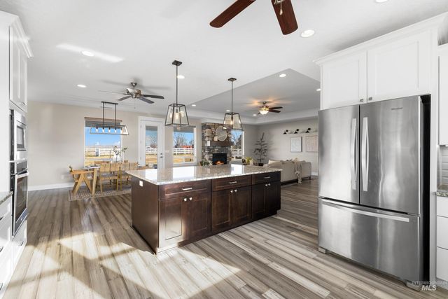 8018 Plumberry Ct, Middleton, ID 83644