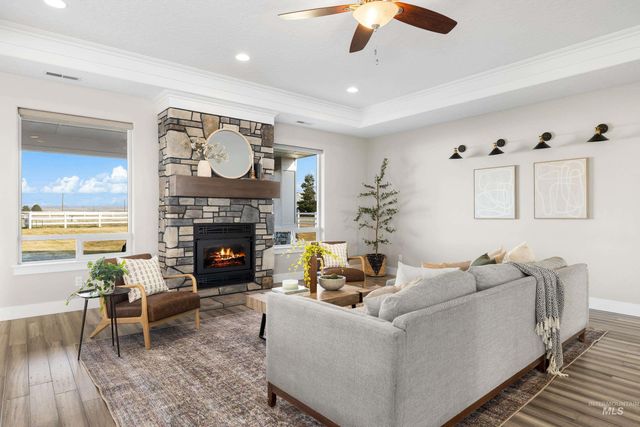 8018 Plumberry Ct, Middleton, ID 83644