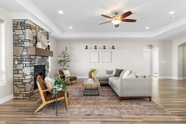 8018 Plumberry Ct, Middleton, ID 83644