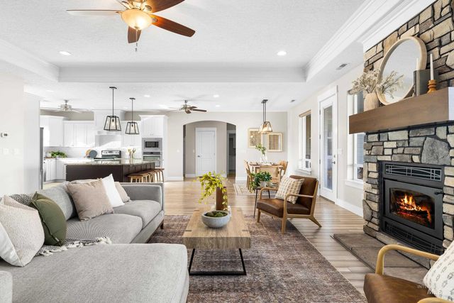 8018 Plumberry Ct, Middleton, ID 83644