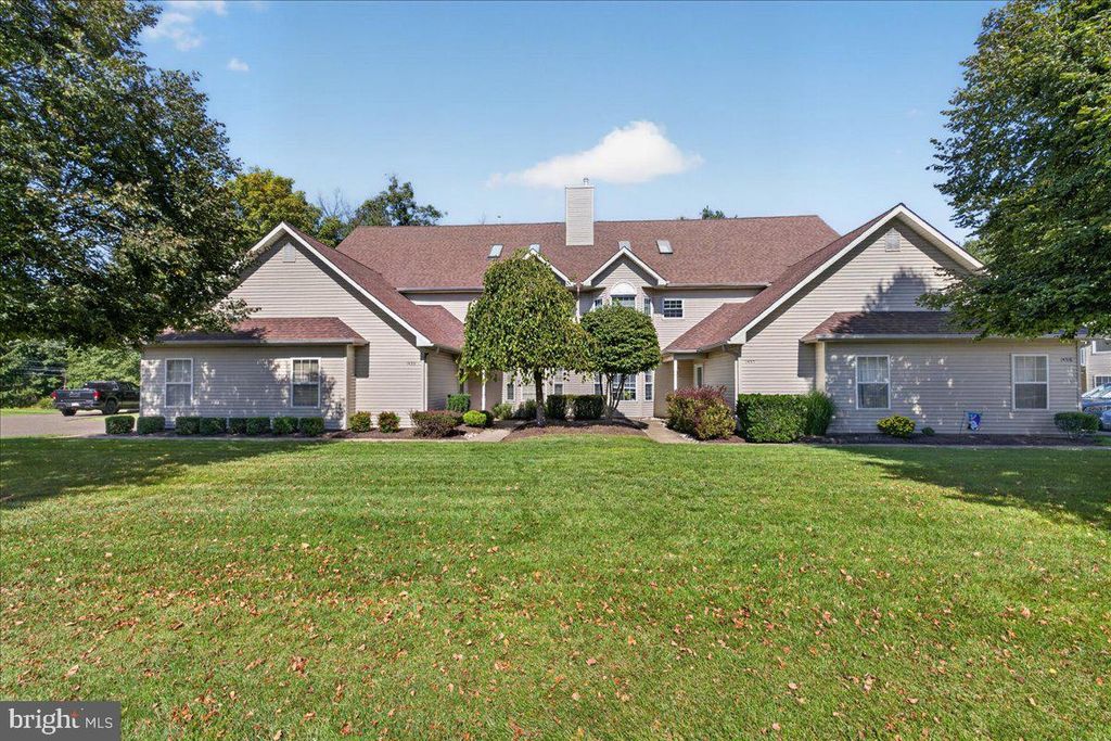 1459 PEACH TREE LN #59, WARRINGTON, PA 18976 — exterior