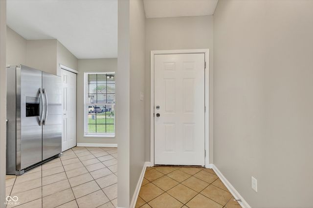 5110 Grand Tetons Drive, Indianapolis, IN 46237