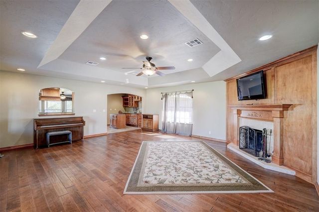 648 N Cleveland Avenue, Shawnee, OK 74801