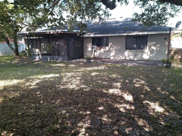 2419 AMBERLY AVENUE, Orlando, FL 32833