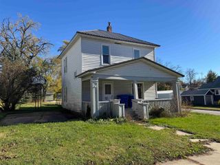 229 SE 4th Avenue, Oelwein, IA 50662