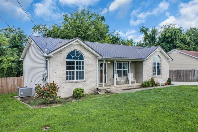 108 Boardwalk Way, Shelbyville, TN 37160
