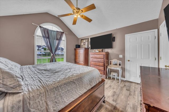 108 Boardwalk Way, Shelbyville, TN 37160
