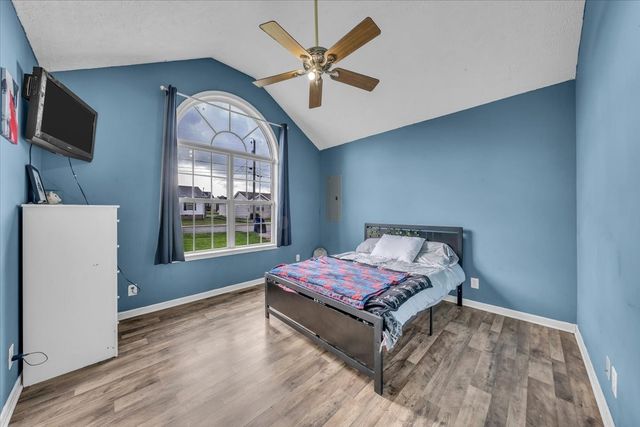 108 Boardwalk Way, Shelbyville, TN 37160