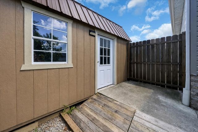 108 Boardwalk Way, Shelbyville, TN 37160