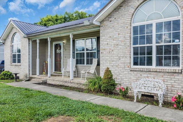 108 Boardwalk Way, Shelbyville, TN 37160