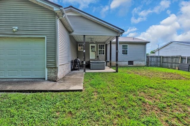 108 Boardwalk Way, Shelbyville, TN 37160