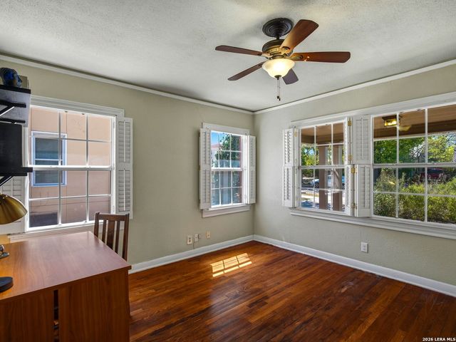 311 Elmhurst Avenue, San Antonio, TX 78209