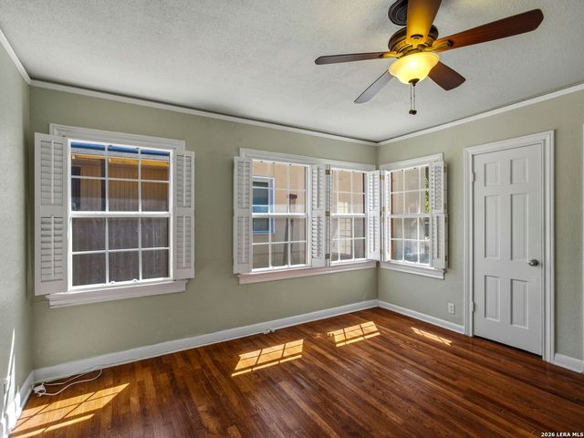 311 Elmhurst Avenue, San Antonio, TX 78209