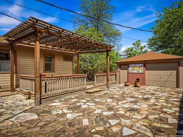 311 Elmhurst Avenue, San Antonio, TX 78209
