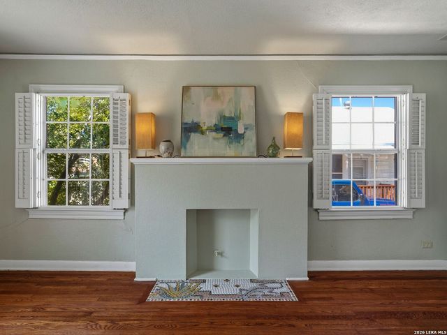 311 Elmhurst Avenue, San Antonio, TX 78209