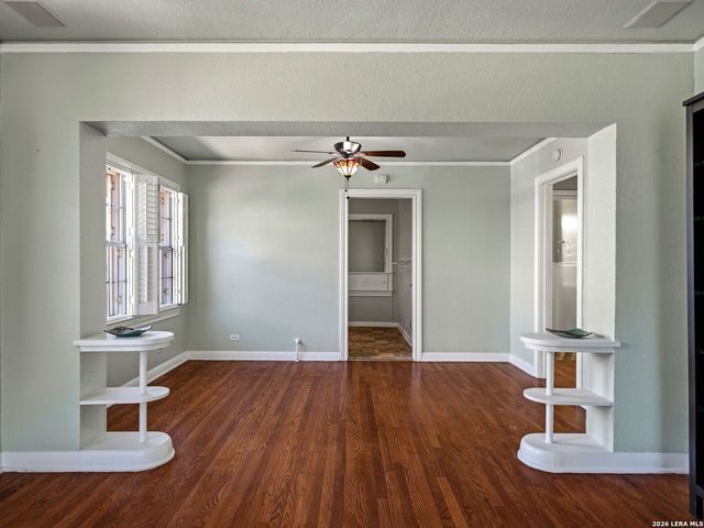 311 Elmhurst Avenue, San Antonio, TX 78209