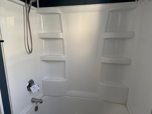 3033 N Holton STREET, Milwaukee, WI 53212