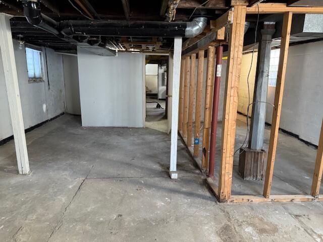 3033 N Holton STREET, Milwaukee, WI 53212