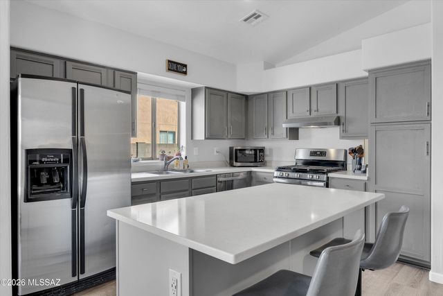 7077 N Avenida Adella, Tucson, AZ 85741