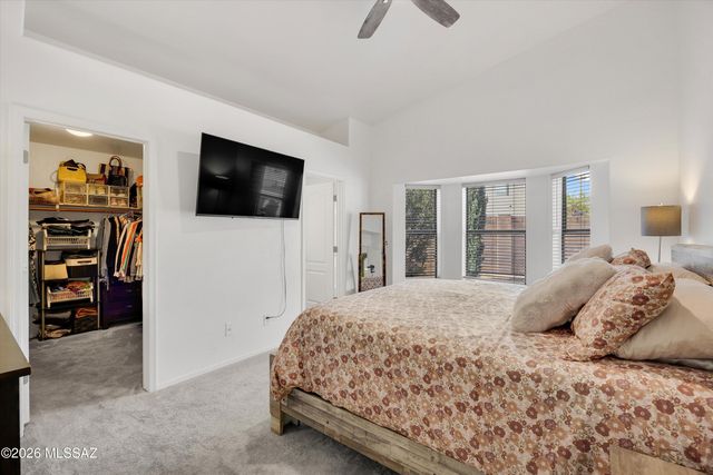 7077 N Avenida Adella, Tucson, AZ 85741