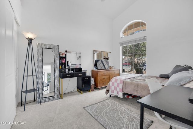 7077 N Avenida Adella, Tucson, AZ 85741