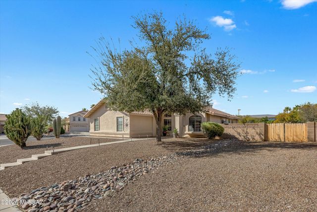 7077 N Avenida Adella, Tucson, AZ 85741