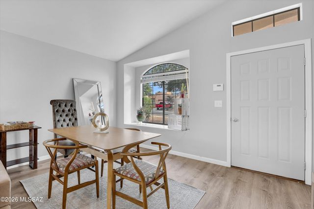 7077 N Avenida Adella, Tucson, AZ 85741