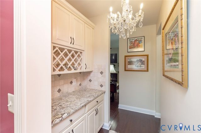 6600 Buglers Trail Ln, Moseley, VA 23120