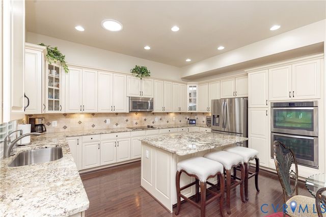 6600 Buglers Trail Ln, Moseley, VA 23120