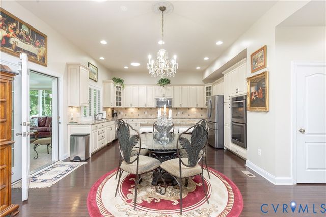 6600 Buglers Trail Ln, Moseley, VA 23120