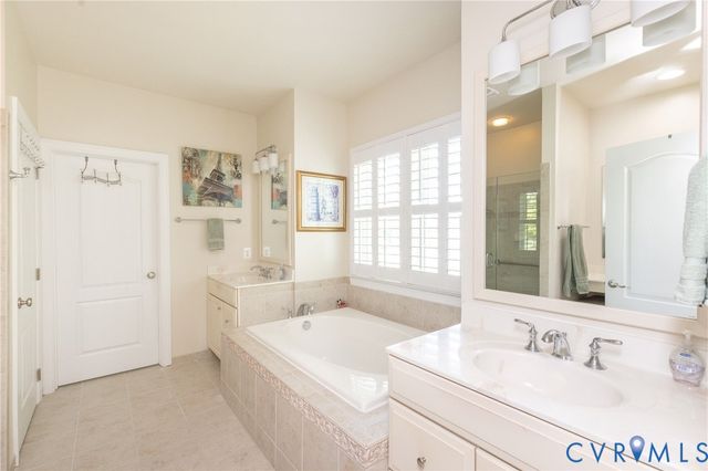 6600 Buglers Trail Ln, Moseley, VA 23120