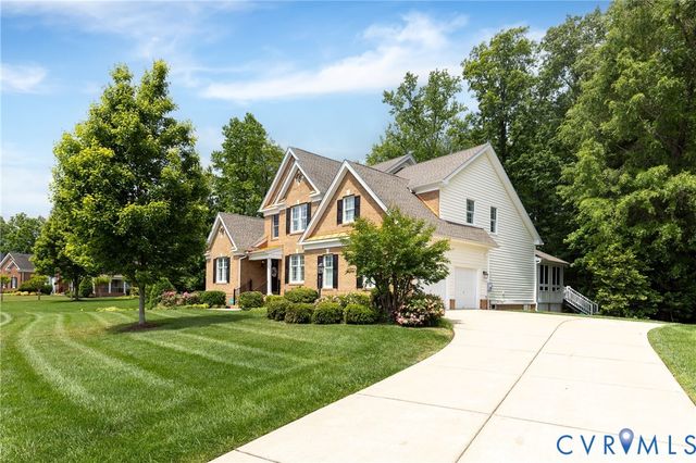 6600 Buglers Trail Ln, Moseley, VA 23120