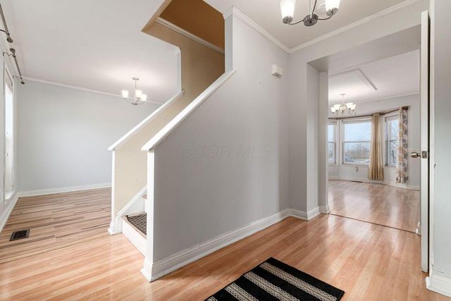 5697 Winchester Highlands Court, Canal Winchester, OH 43110