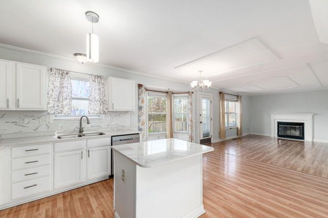 5697 Winchester Highlands Court, Canal Winchester, OH 43110