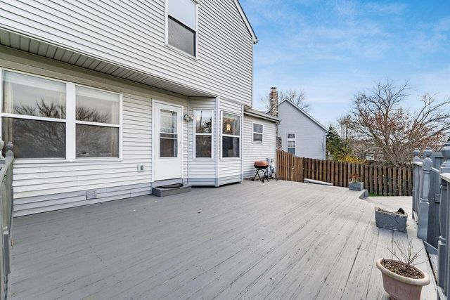 5697 Winchester Highlands Court, Canal Winchester, OH 43110