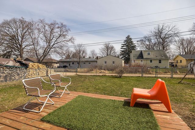 673 Monroe Street S, Shakopee, MN 55379