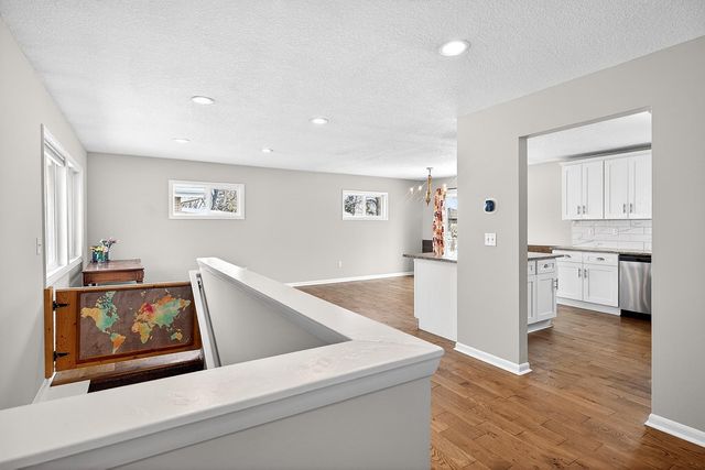 673 Monroe Street S, Shakopee, MN 55379