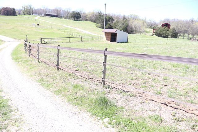 642 Beech Bottom Rd, Watertown, TN 37184