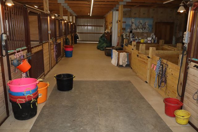 642 Beech Bottom Rd, Watertown, TN 37184