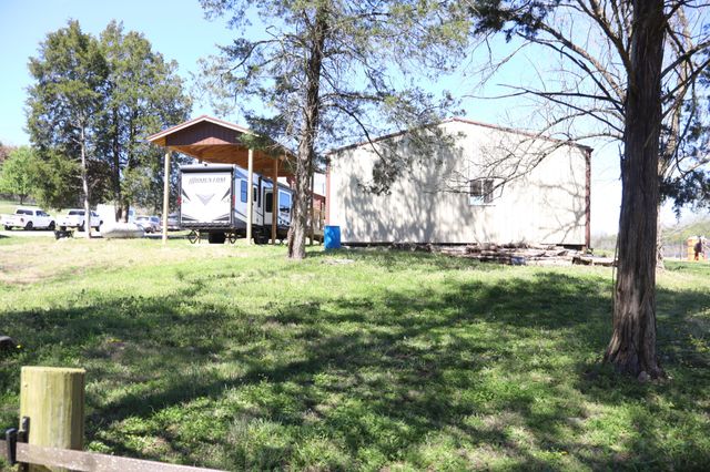 642 Beech Bottom Rd, Watertown, TN 37184