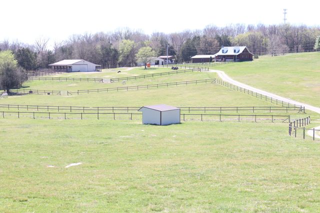 642 Beech Bottom Rd, Watertown, TN 37184